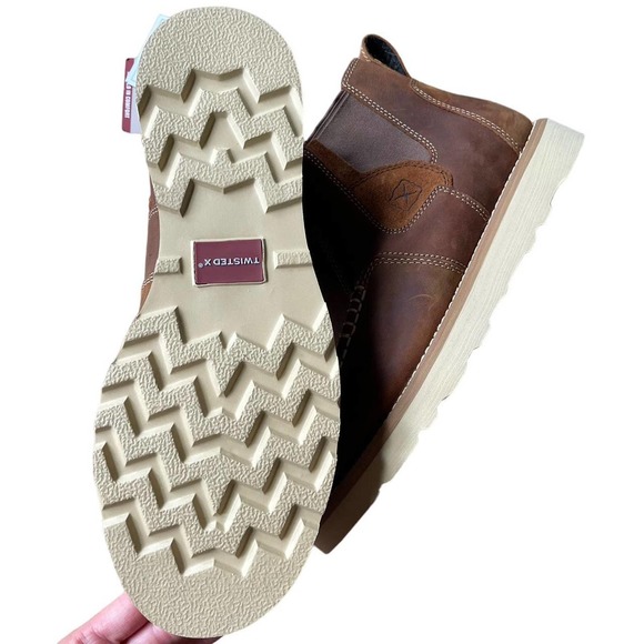 Twisted Ankle Boots Size 8.5M NWT - Picture 2 of 5